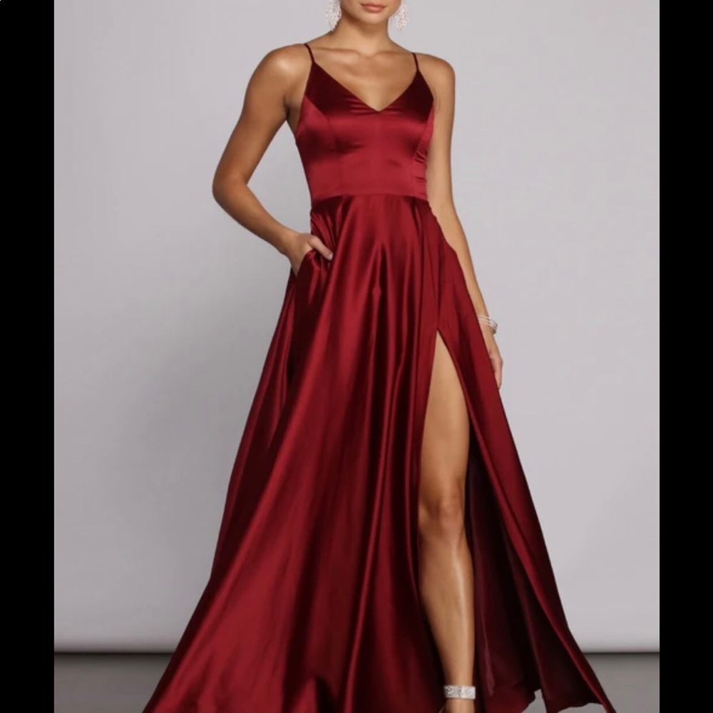 Juliet Formal High slit Dress